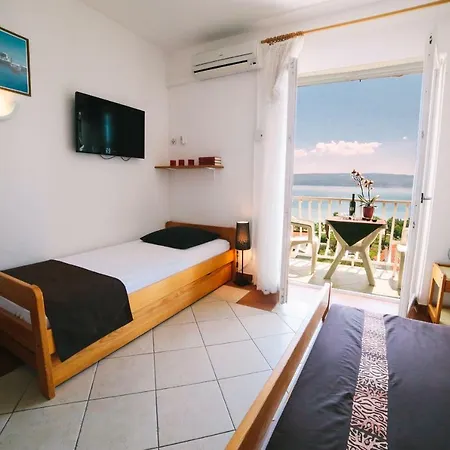 Brigita Casa de hóspedes 3*