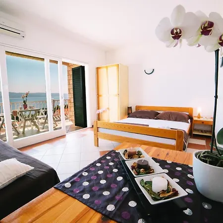 Guest house Brigita Omis