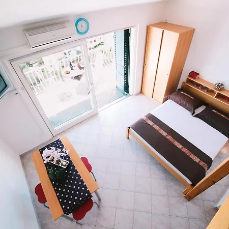 Πανσιόν Brigita