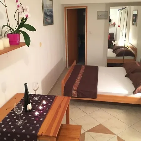 Πανσιόν Brigita Omiš